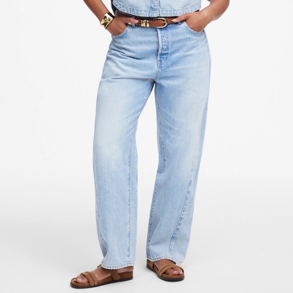 Madewell Curvy Pieced Barrel Leg Jean In Foster Wash